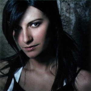 Laura Pausini – Resta In Ascolto